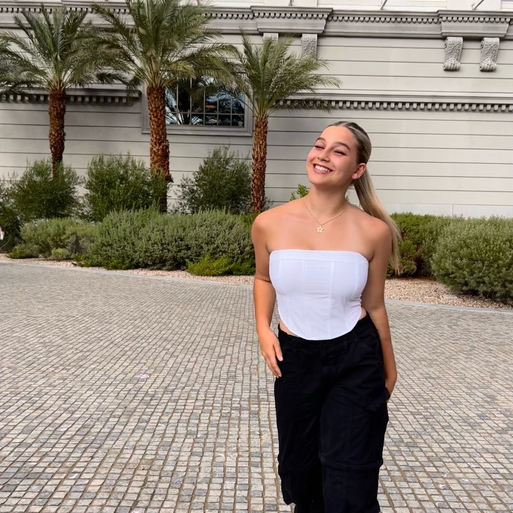 Meet your Posher, McKenna